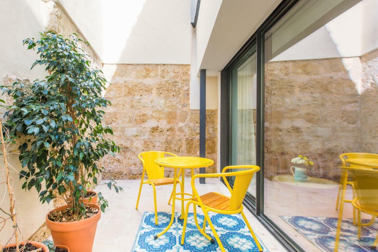 Patio Sao Vicente Lisbon